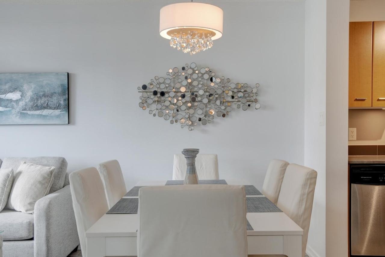 The Astoria Flair Apartment Виктория Екстериор снимка